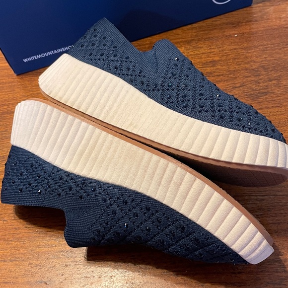 White Mountain Dark Blue sparkling stones Textured Slip-Ons - Picture 4 of 5